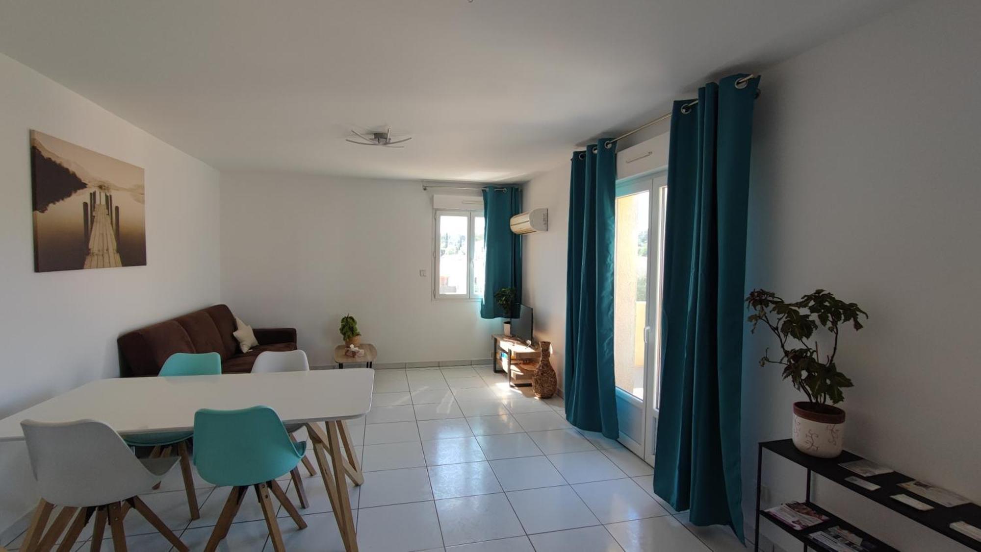 Appartement Cosy Uchaud Exterior photo